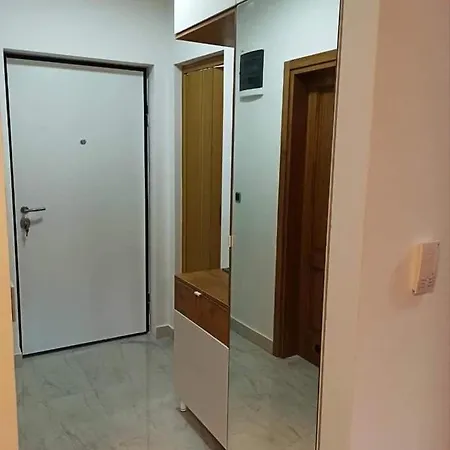 Lea * سراييفو